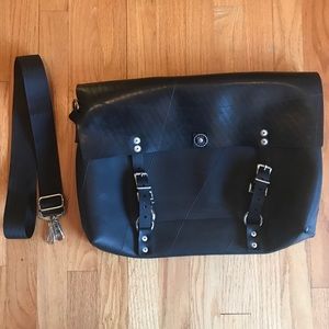 English Retreads Bentley Crossbody Messenger bag
